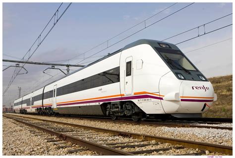 Renfe Programa Trenes Especiales De Media Distancia Con 20 500 Plazas