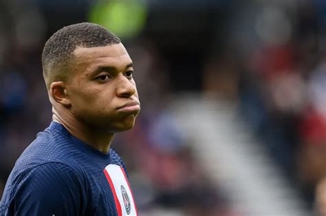 Kylian Mbappé Lanzó Una Bomba Contra El Psg “es Un Club Que Divide Y No” Contexto Tucuman