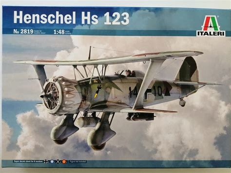 Codita2819 Henschel Hs 123 Esc 148 Surmaquetas