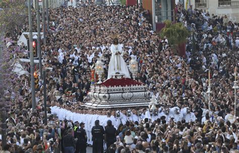 El Cautivo En Su Procesi N Del Lunes Santo De M Laga En Fotos