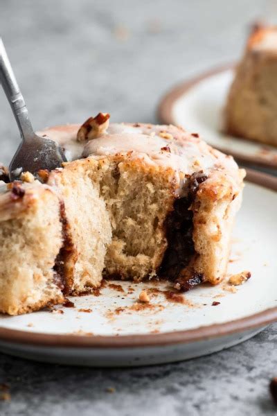 Vegan Apple Pecan Cinnamon Buns Tumbex