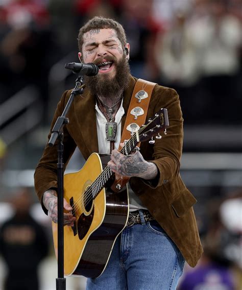 Dax Shepard Posts Cheeky Nude Pic Of Kristen Bell To Celebrate Her Emmy Nom