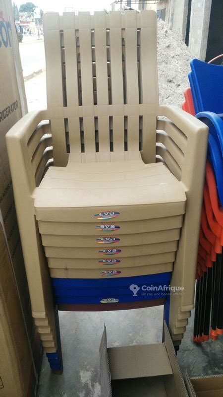 Meubles Chaises En Plastique Neufs Et Occasions Au Togo Coinafrique Togo