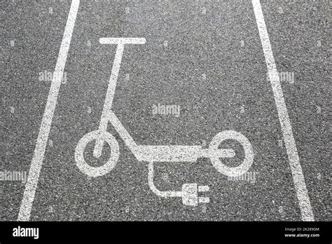 Electric scooter e-scooter lane path way road sign eco friendly ...