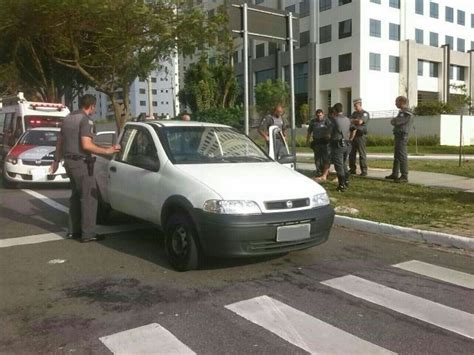 G1 Suspeito De Realizar Série De Assaltos é Preso Na Zona Oeste De