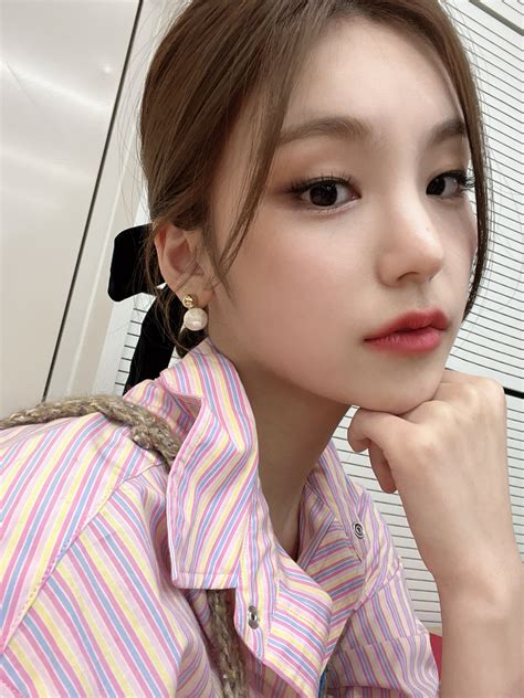 Itzy On Twitter 🎈itzy 3rd Anniversary🎈 베스트 셀카 재연하기 Reshooting The Best Selfies