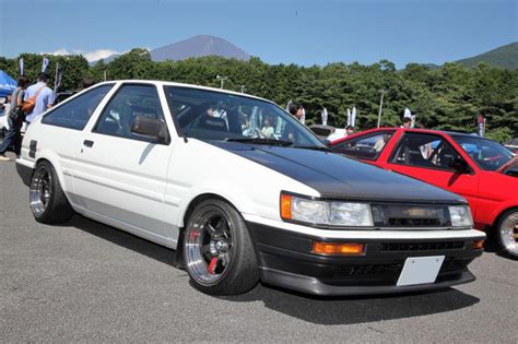 【86 Style With Brz 愛車紹介 Vol2】ae86に一生乗り続けるオーナー クルマ情報サイトｰ