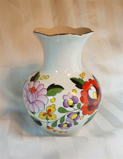 Flower Vase Hand Painted Hungarian Aquinicum Budapest Kerifestes Fine