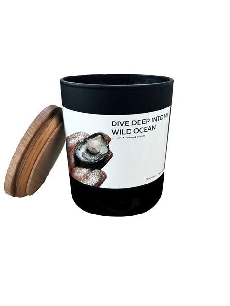 Kerze Ocean - Dive deep into my wild ocean - FemStories