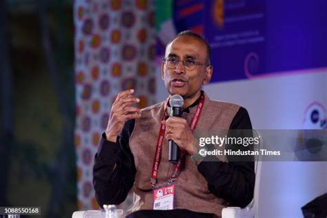 Venki Ramakrishnan Photos and Premium High Res Pictures - Getty Images