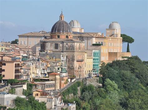 Castel Gandolfo Tour with Garden Access | Dark Rome Tours