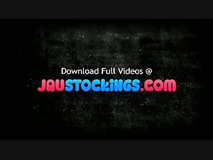 Beautiful Rinka Is Horny And Puts On A Show In The Car