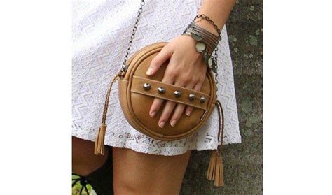 Bolsas Redondas Confira Modelos Lindos Para Usar Seus Looks