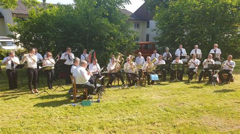 Spielmannszug Und Musikzug Spielen Auf