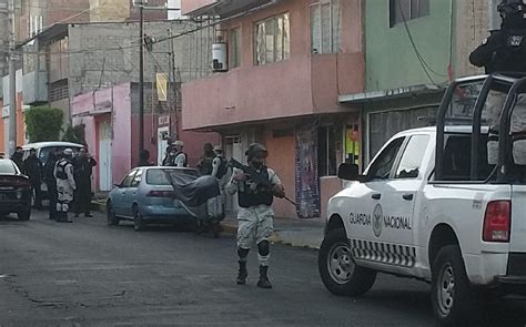 Iztapalapa Detienen A Pareja Durante Cateo Anttdrogas En Un Inmueble