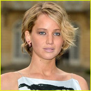 Jennifer Lawrence Alleged Nude Photo Leak This Is A Flagrant Violation Of Privacy Celebrity