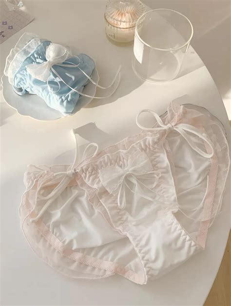 Soft Milk Silk Ruffle Lace Panties Sweet Bowknot Briefs For Ladies