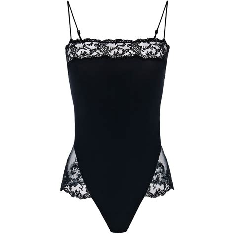 Top Elle Pi Ces De Lingerie Sexy Pour La Saint Valentin Magazine Elle Qu Bec Tendances