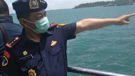 Perangi Illegal Fishing KKP Tenggelamkan 10 Kapal Berbendera Vietnam