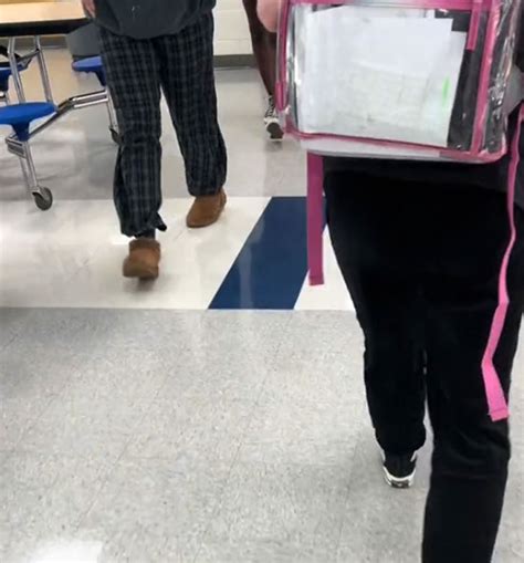 Non-Americans Are Shocked At The Cultural Difference Of What Students ...