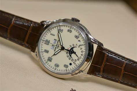 Patek Philippe 5320g Perpetual Calendar - Review (Specs & Price)