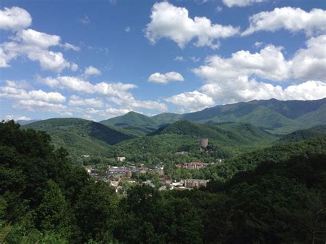 Gatlinburg Overlook | Gatlinburg, Tennessee cabins, Scenic views