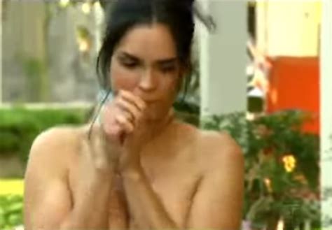 Naked Scarlet Ortiz In Amas De Casa Desesperadas