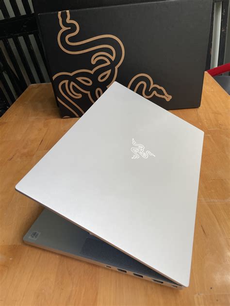 Razer Blade 15 Mercury White I7 10750h 16g 512g Rtx 2070 156in 4k Oled Laptop Cũ Giá Rẻ