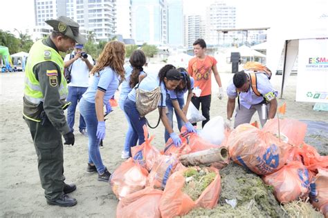 Dadsa Retira M S De Media Tonelada De Basura En Las Playas Y El Fondo