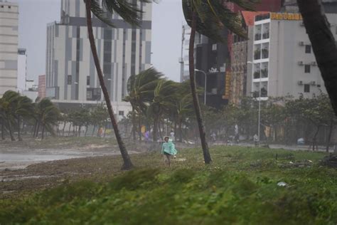 Bilderstrecke zu Taifun Noru fegt über Vietnam 16 Tote in