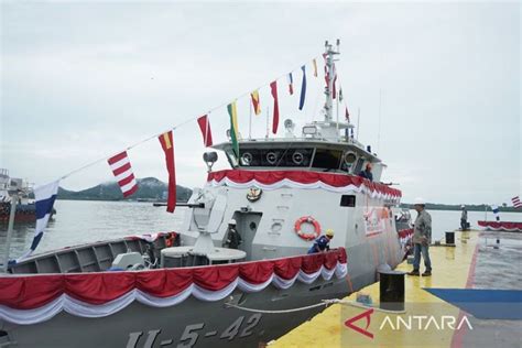 Tni Al Luncurkan Dua Kapal Patroli Buatan Dalam Negeri Antara News