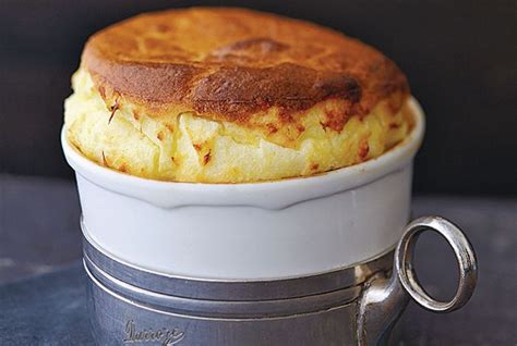 Soufflé au fromage d Hélène Darroze