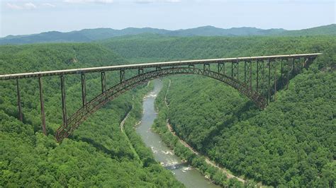 Aerial footage of New River Gorge Bridge – WBOY.com