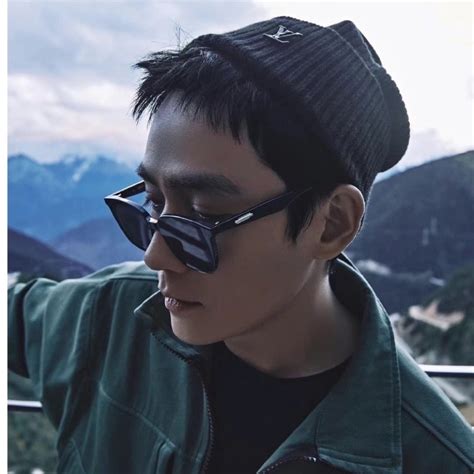 Mua K Nh M T Th I Trang Nam N Gm Lilit Hot Trend Phong C Ch H N Qu C Tr Trung D Ng Oval