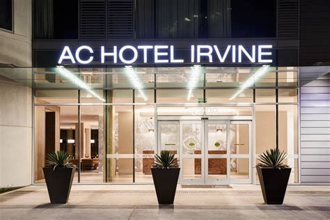 Breakfast Restaurants and Lounges in Irvine, California | AC Hotel Irvine