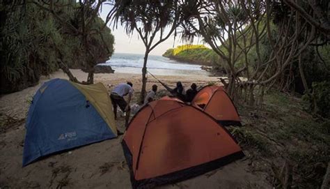 Pantai Dadapan Harga Tiket Masuk Spot Foto Terbaru