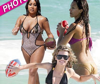 Sexy Super Bowl Special 10 Bikini Babes Playing Football