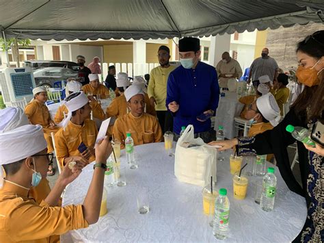 Pelajar Pelajar Maahad Tahfiz Riyadhul Jannah Di Majlis Doa Selamat