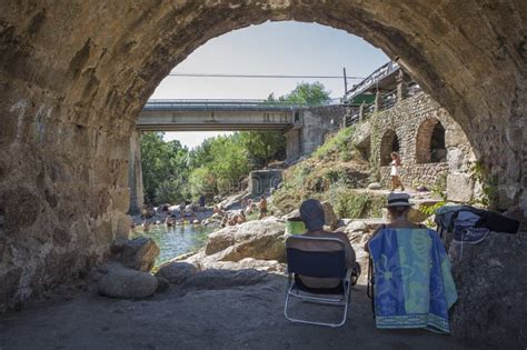 Cuartos Natural Swimming Pool Losar De La Vera Spain Editorial