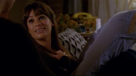 Glee Kurt Gives Santana And Rachel Boyfriend Pillows 4x17 Youtube