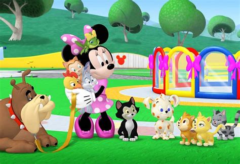 First Look: Minnie Mouse in "Minnie's Pet Salon" - TV Guide