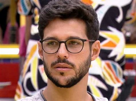 Mundo Positivo Novo boletim médico diz que ex BBB Rodrigo Mussi