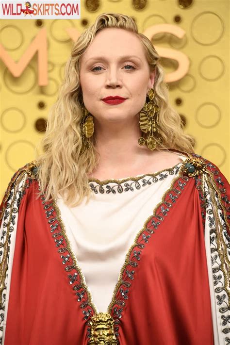 Hot Photos By Gwendoline Christie Known As Christiestevens