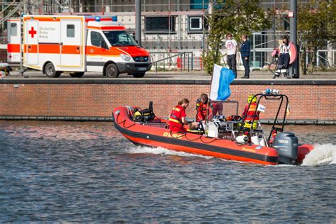 Einsatztauchen DLRG Landesverband Bremen E V