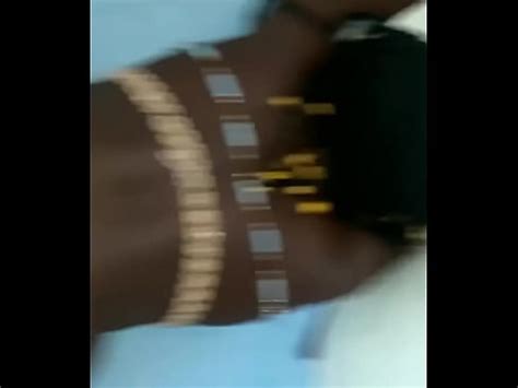 Profundo en su gran culo coño XVIDEOS