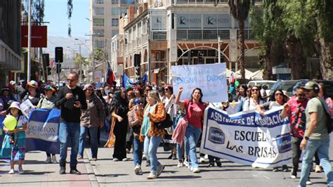 Es Imposible Reanudar Las Clases El De Noviembre Colegio De