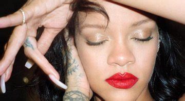 Cenapop De Lingerie Rihanna Aparece Em Nova Foto Sexy Em Seu Instagram