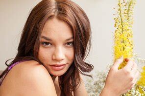 Leggy Beauty Nici Dee Metart Faccea Nici Dee High Porn Pic