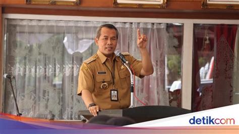 Sukses Entaskan Gtt Wonogiri Bupati Jekek Kini Dijuluki Bapak Honorer