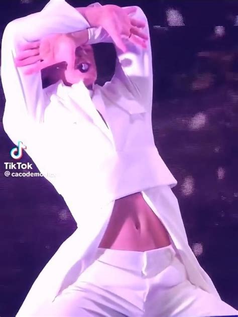 I YEETED MY PHONE AS FAR AS POSSIBLE THE MOMENT I SAW THIS THIS CHOI SAN Video Hot Korean